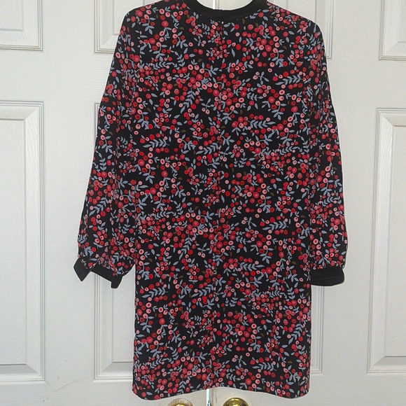 Loft Shift Mini Dress. - Picture 5 of 5